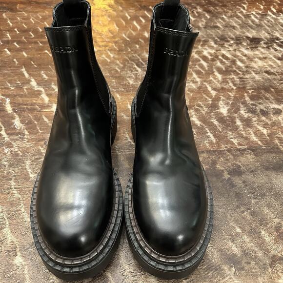 Prada Black Designer Chelsea Boots Nero Black Womens US size 9 PRADA 8 $1490 - Picture 3 of 16